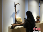 两岸艺术家“潮湧东方”作品展昆明启幕 - 云南频道