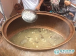 东川首届美食节启幕 千余市民分享直径达3米“洋芋粑粑” - 云南信息港