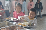 罗平县钟山乡中心完小多措并举办好学生食堂 - 教育厅