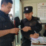 云南宣威铁警为400余张遗失身份证找到主人 - 云南频道