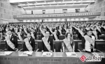 云南省表彰297名劳模和先进工作者 6成多来自一线 - 云南信息港