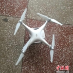 昆明：男子操控无人机在禁飞区违法飞行被抓 - 云南频道