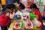 家乐福“食品银行”募集食品帮助贫困人群 - 云南频道